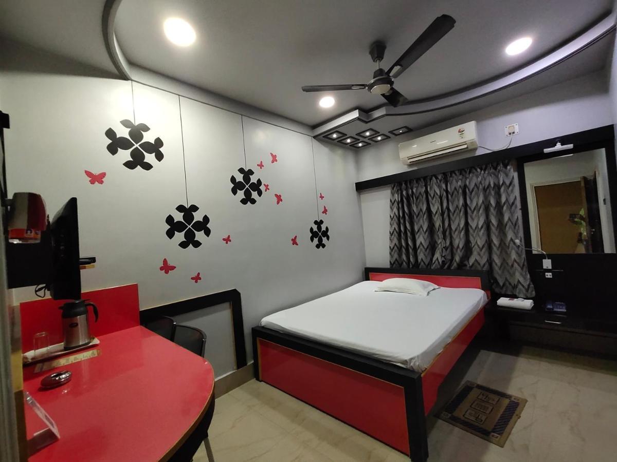 Hotel Samrat Baharampur Esterno foto