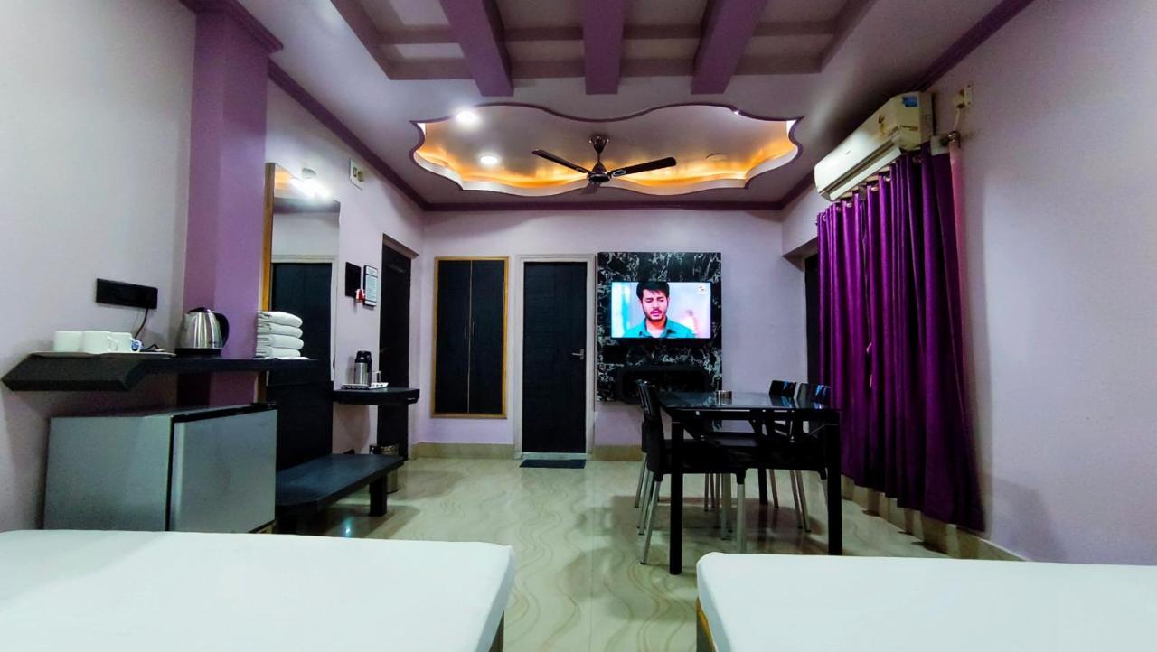 Hotel Samrat Baharampur Esterno foto