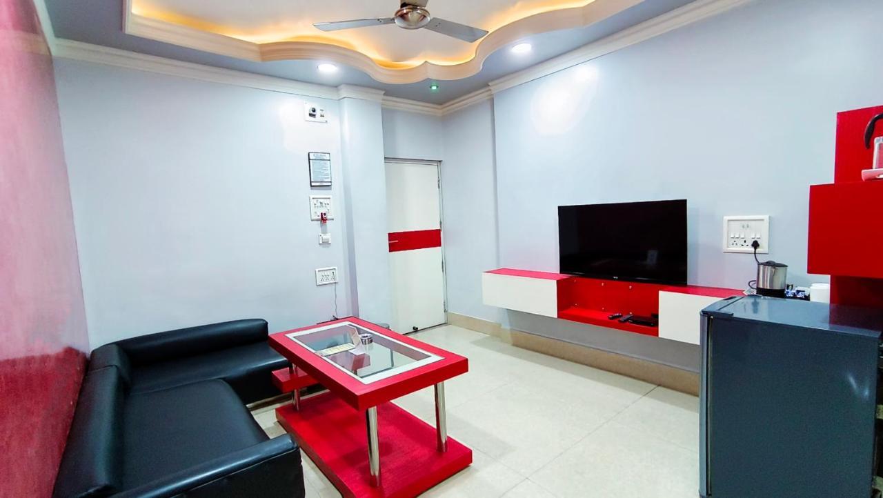 Hotel Samrat Baharampur Esterno foto