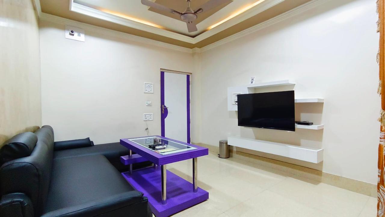 Hotel Samrat Baharampur Esterno foto